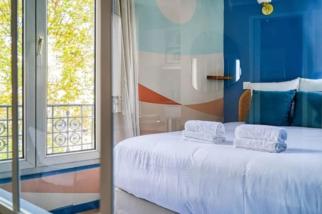 Appartement Colore Wagram - II Παρίσι 0*,  Γαλλία